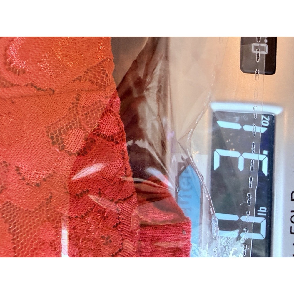 Maurices Womens Lace Trim Tank Top Crinkle Cami Textured Red Size L Y2K Fairy - Picture 9 of 9